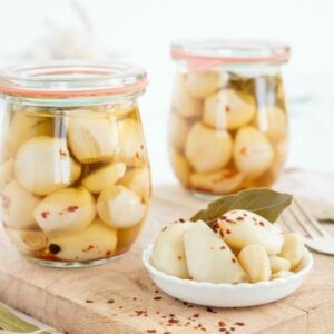 Preserve garlic beautifully