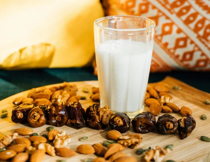 Unveiling the Benefits of Plant-Based Milk: A Guide to Dairy Alternatives